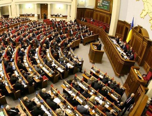 Депутати внесли в бюджет соціальні ініціативи Януковича