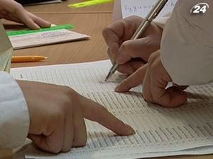 Партія регіонів обіцяє більше не міняти виборче законодавство Партія регіонів обіцяє більше не міняти виборче законодавство