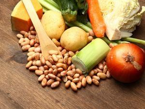 Опрос: Поста придерживается каждый десятый украинец Опрос: Поста придерживается каждый десятый украинец