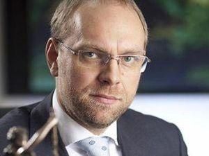 Власенко перелез через забор колонии, чтобы увидеться с Тимошенко Власенко перелез через забор колонии, чтобы увидеться с Тимошенко