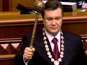 Авторська винагорода Януковича обійшлась друкарні 16,4 млн грн.