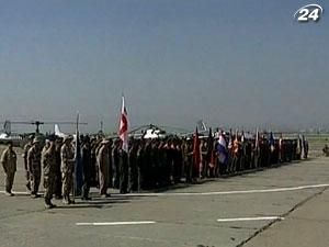 У 2011 р. країни-члени НАТО зекономили на обороні У 2011 р. країни-члени НАТО зекономили на обороні