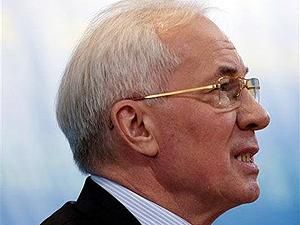 Азаров побажав українцям віри у себе Азаров побажав українцям віри у себе