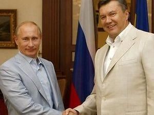 Путин и Янукович поздравили друг друга с Пасхой