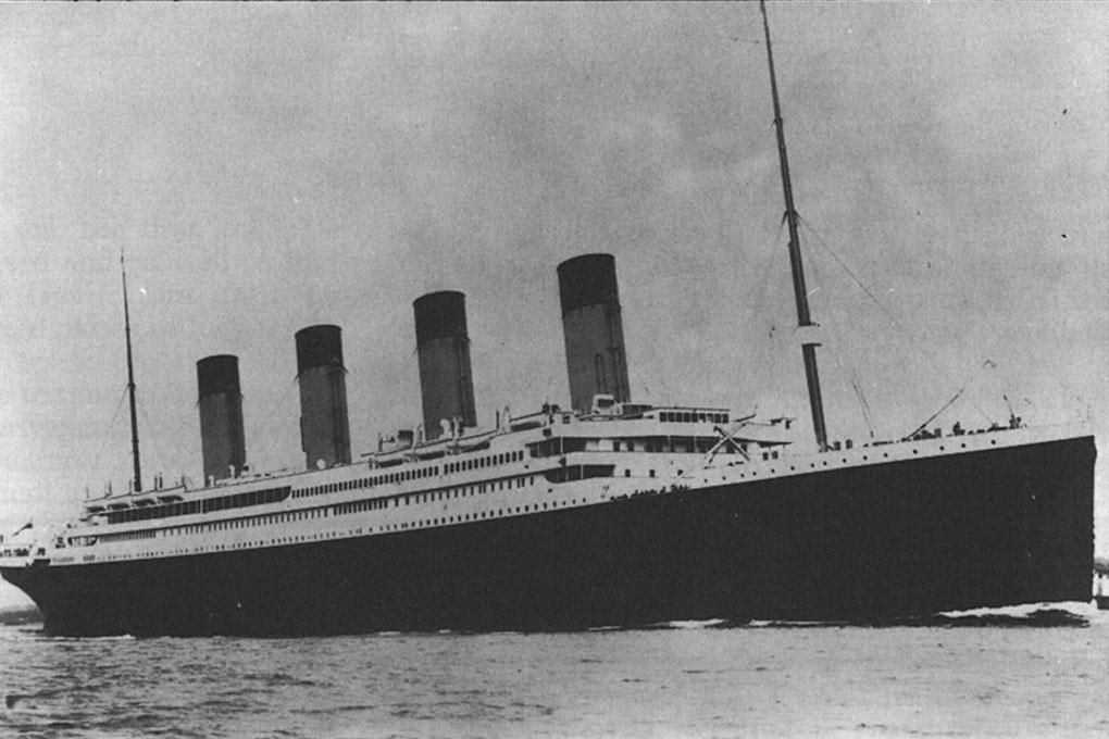 В мире проводятся памятные мероприятия в связи с 100-летием катастрофы "Титаника"