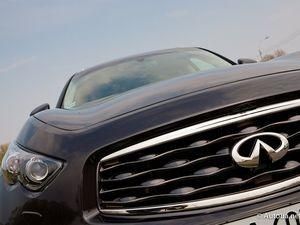 19-річний мешканець Москви збив 4 людей на своєму Infinity 19-річний мешканець Москви збив 4 людей на своєму Infinity