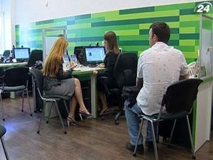 Банкиры готовятся к оттоку вкладчиков и сокращают кредитование Банкиры готовятся к оттоку вкладчиков и сокращают кредитование