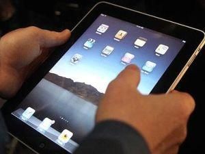 Сотрудник аэропорта воровал iPad'ы