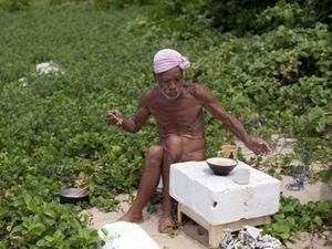 76-летний японец в течение 20 лет живет на необитаемом острове 76-летний японец в течение 20 лет живет на необитаемом острове