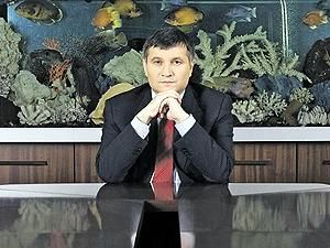 Аваков встиг посидіти у в’язниці строгого режиму Аваков встиг посидіти у в’язниці строгого режиму