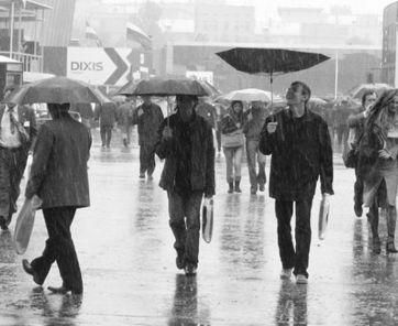 В Україні сьогодні дощитиме В Україні сьогодні дощитиме