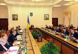 Азаров поручил упростить выдачу компенсаций по вкладам Сбербанка СССР Азаров поручил упростить выдачу компенсаций по вкладам Сбербанка СССР