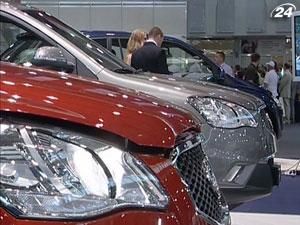 Кабмин планирует на три года повысить пошлины на импортные автомобили