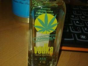 В США в продажу поступила конопляная водка В США в продажу поступила конопляная водка
