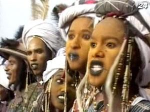 Центральное действо в фестивале кочевников - ритуал выбора мужа Центральное действо в фестивале кочевников - ритуал выбора мужа