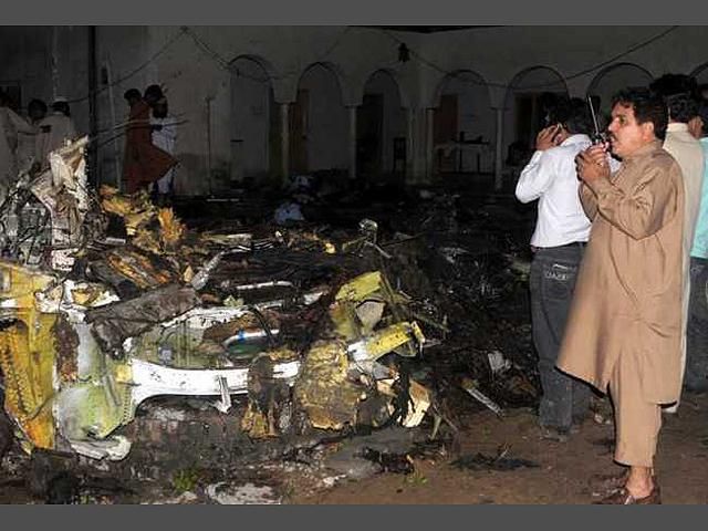 У літака, що впав у Пакистані, вибухнули паливні баки