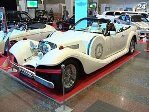 В Киеве открылась выставка коллекционных авто, которые прославили кинематограф В Киеве открылась выставка коллекционных авто, которые прославили кинематограф
