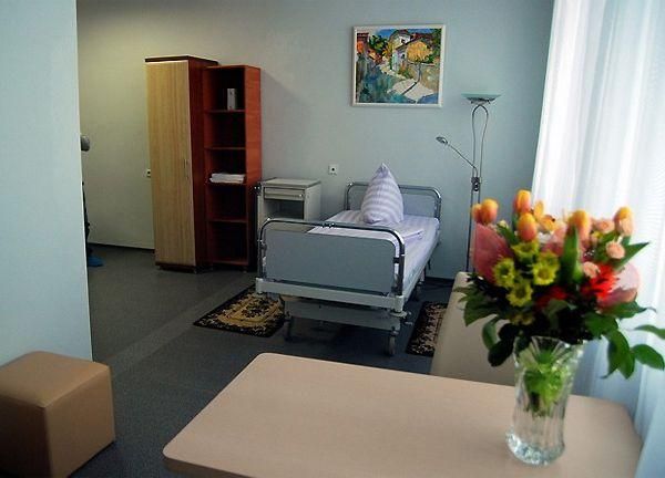 Німецькі лікарі: Лікування Тимошенко у Харкові не буде успішним Німецькі лікарі: Лікування Тимошенко у Харкові не буде успішним