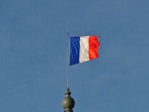 Во Франции стартовал первый тур президентских выборов Во Франции стартовал первый тур президентских выборов