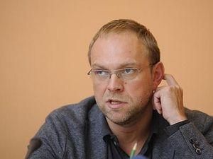 Власенко каже, що до колонії Тимошенко вивезли проти її волі Власенко каже, що до колонії Тимошенко вивезли проти її волі