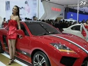 У Китаї стартував міжнародний автосалон