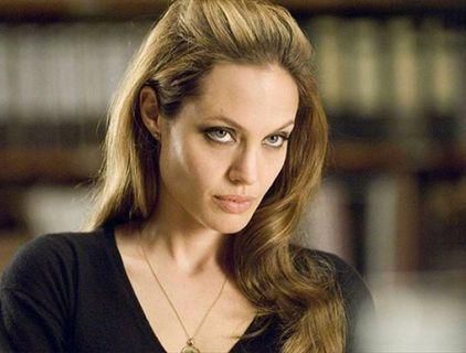Анджелина Джоли стала почетной гражданкой Сараево