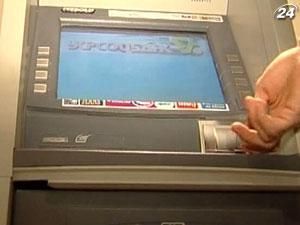 В Украине растет количество случаев воровства через банкоматы