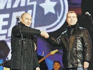 Путин предлагает сделать Медведева председателем партии