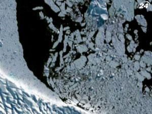 Компания Google опубликовала фотографии Земли из космоса