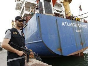 В Средиземном море задержали украинское судно с 6 тоннами оружия