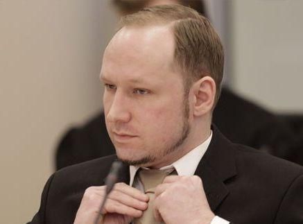 Брейвік у суді зустрівся зі своєю жертвою Брейвік у суді зустрівся зі своєю жертвою