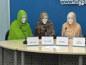 Проститутки жалуются на правоохранителей за притеснения накануне ЕВРО-2012