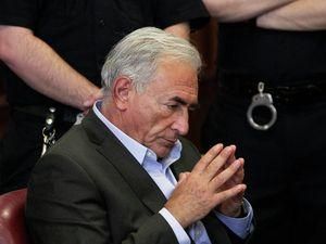 Суд Нью-Йорка вирішить, чи продовжувати процес у справі Стросс-Кана Суд Нью-Йорка вирішить, чи продовжувати процес у справі Стросс-Кана