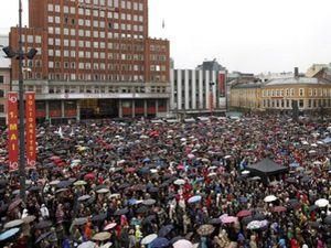 В Осло десятки тысяч людей хором спели песню, которую ненавидит Брейвик