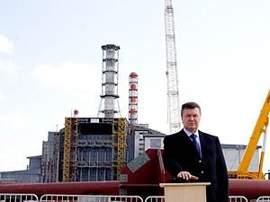 Янукович открыл строительство на Чернобыльской АЭС Янукович открыл строительство на Чернобыльской АЭС