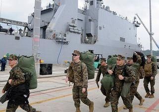 США согласились вывести часть войск из Японии США согласились вывести часть войск из Японии