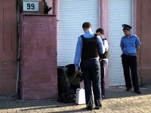 Саперы обезвредили подозрительный чемодан в Одессе