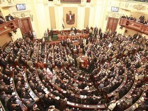Парламент Єгипту припинив роботу на тиждень 