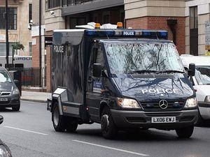 У Британії чотирьох затриманих звинуватили в тероризмі У Британії чотирьох затриманих звинуватили в тероризмі