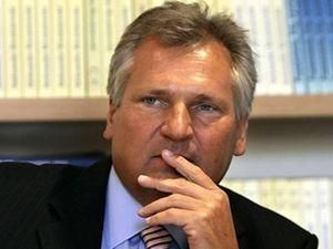 Президент Польщі проти закликів ЄС "бойкотувати Євро-2012" Президент Польщі проти закликів ЄС "бойкотувати Євро-2012"