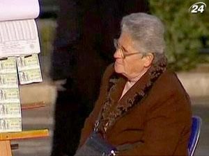 В Греции обнаружили 200 тысяч "фиктивных" пенсионеров