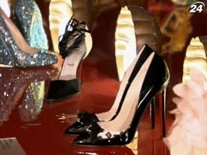 Крістіан Лубутен відкрив у Лондоні ретроспективну виставку взуття Крістіан Лубутен відкрив у Лондоні ретроспективну виставку взуття