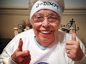 Американская пенсионерка мечтает о 80 тысячах фолловеров в своем Twitter Американская пенсионерка мечтает о 80 тысячах фолловеров в своем Twitter