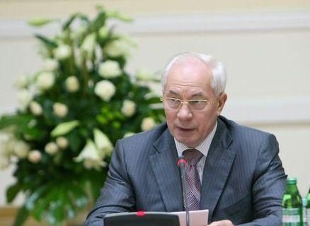 Азаров: Вибухи в Дніпропетровську показали, що треба більше вкладати в безпеку