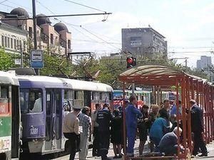 Уряд виділив постраждалим під час вибухів у Дніпропетровську 1,5 мільйона гривень Уряд виділив постраждалим під час вибухів у Дніпропетровську 1,5 мільйона гривень