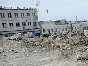 До літа компанія Ахметова демонтує будівлі фабрики "Юність" на Андріївському