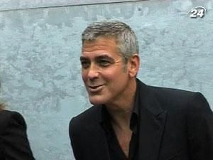 Джордж Клуни организовал благотворительный ужин в поддержку Обамы