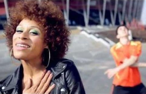 Представлен клип на официальный гимн Евро-2012 Представлен клип на официальный гимн Евро-2012