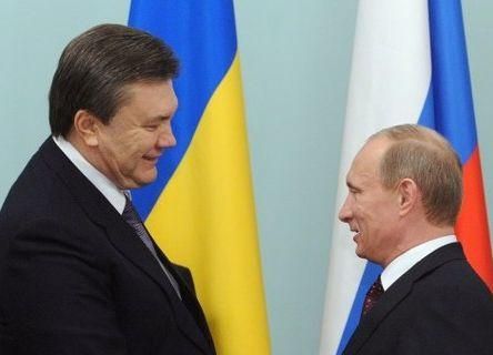 Янукович привітав Путіна з інавгурацією 