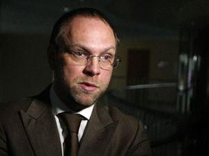 Власенко: Дело о закупке реанимобилей для МЧС не касается Тимошенко Власенко: Дело о закупке реанимобилей для МЧС не касается Тимошенко